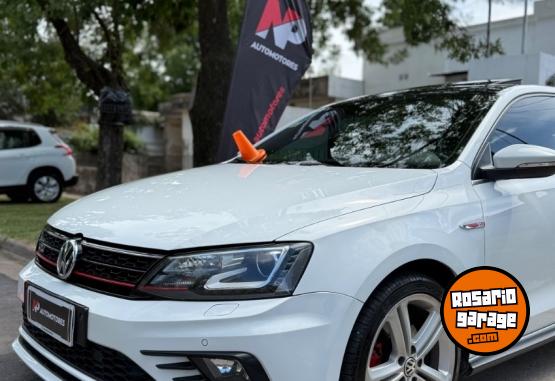 Autos - Volkswagen Vento GLI 2017 Nafta 158000Km - En Venta