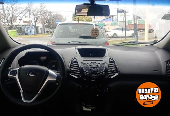 Autos - Ford Frestile 2017 Nafta 132000Km - En Venta