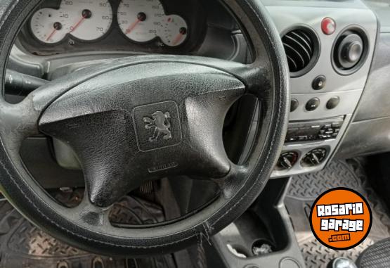 Utilitarios - Peugeot Patner 2014 Diesel 185000Km - En Venta