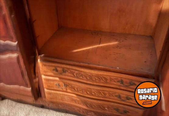 Hogar - Vendo Ropero / Placard Antiguo - En Venta