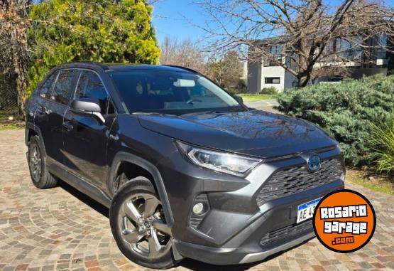 Camionetas - Toyota Rav4 hybrid 4x4 2020 Electrico / Hibrido 100000Km - En Venta