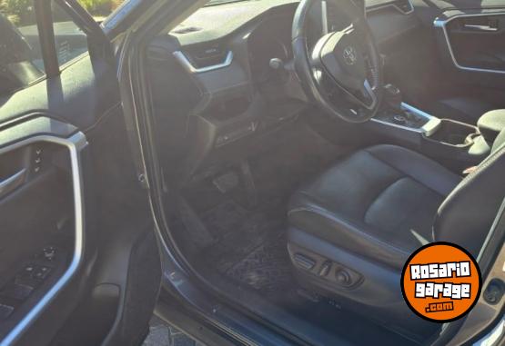 Camionetas - Toyota Rav4 hybrid 4x4 2020 Electrico / Hibrido 100000Km - En Venta