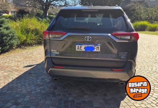 Camionetas - Toyota Rav4 hybrid 4x4 2020 Electrico / Hibrido 100000Km - En Venta