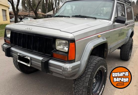 Camionetas - Jeep Cherokee xj sport 1993 Diesel 400000Km - En Venta