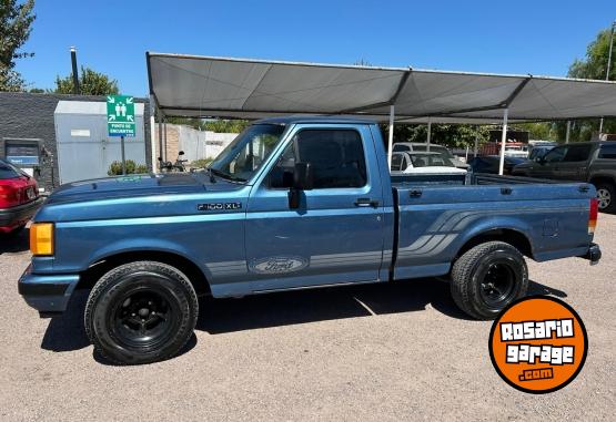 Camionetas - Ford F-100 xlt nafta 1995 Nafta 245000Km - En Venta