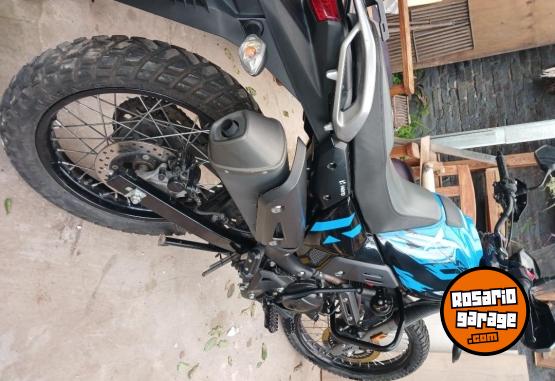 Motos - Hero Xpulse 200 2023 Nafta 9000Km - En Venta