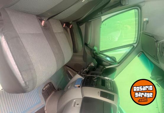 Utilitarios - Mercedes Benz sprinter 415 2014 Diesel 300000Km - En Venta