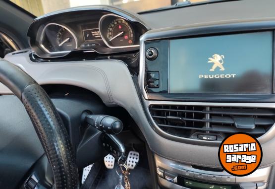 Autos - Peugeot 208 2014 Nafta 128000Km - En Venta