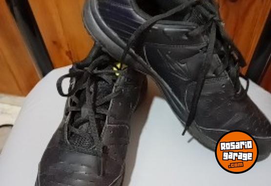 Indumentaria - Zapatillas de hombre Topper - En Venta