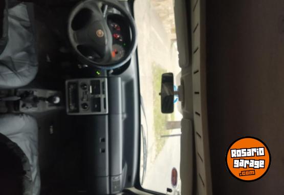 Utilitarios - Fiat Fiorino 1.4 nafta GNC ful 2012 GNC 300000Km - En Venta