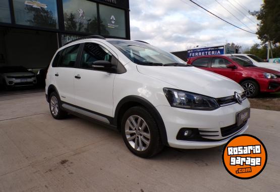 Autos - Volkswagen suran track 2017 Nafta 93000Km - En Venta