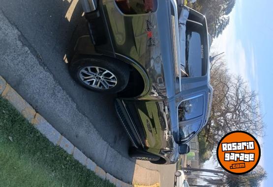 Camionetas - Ford Ranger 2024 Diesel 64000Km - En Venta