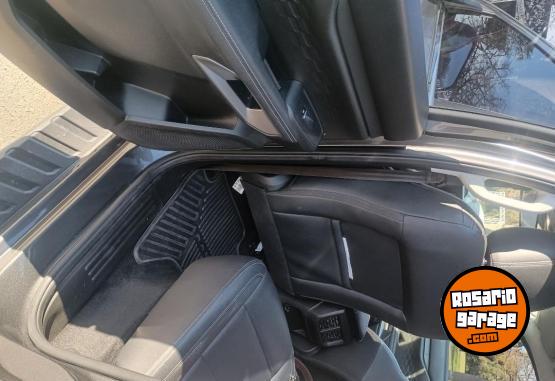 Camionetas - Ford Ranger 2024 Diesel 64000Km - En Venta