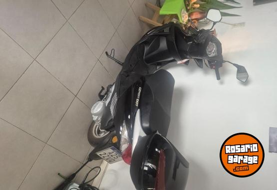 Motos - Corven 150 expert dot 2025 Nafta 400Km - En Venta