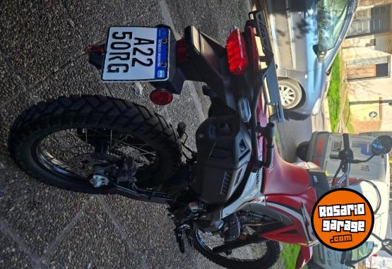Motos - Honda Xr tornado 2024 Nafta 9100Km - En Venta