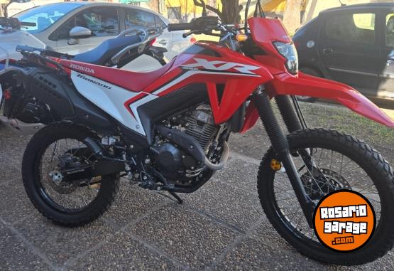 Motos - Honda Xr tornado 2024 Nafta 9100Km - En Venta
