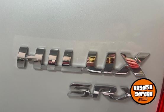 Camionetas - Toyota Hilux 2024 Diesel 58000Km - En Venta
