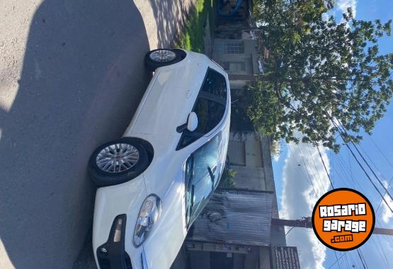 Autos - Fiat Puntos essence 2013 Nafta 150000Km - En Venta