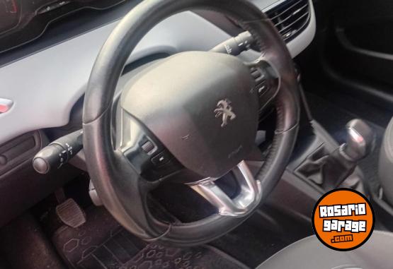 Autos - Peugeot 208 Allure 1.6 2014 Nafta 145000Km - En Venta