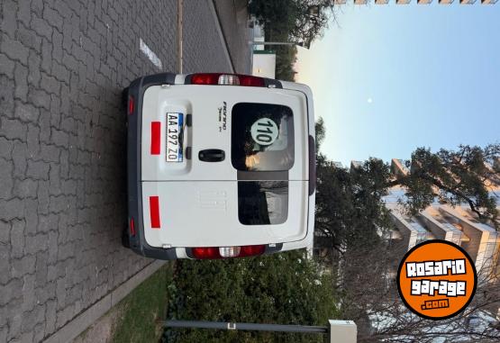 Utilitarios - Fiat Fiorino 2016 GNC 235402Km - En Venta