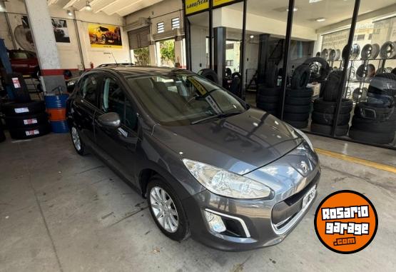 Autos - Peugeot 308 Active 2014 Nafta 133000Km - En Venta