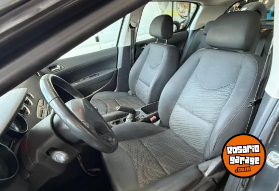 Autos - Peugeot 308 Active 2014 Nafta 133000Km - En Venta