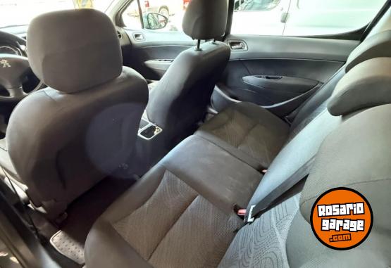 Autos - Peugeot 308 Active 2014 Nafta 133000Km - En Venta