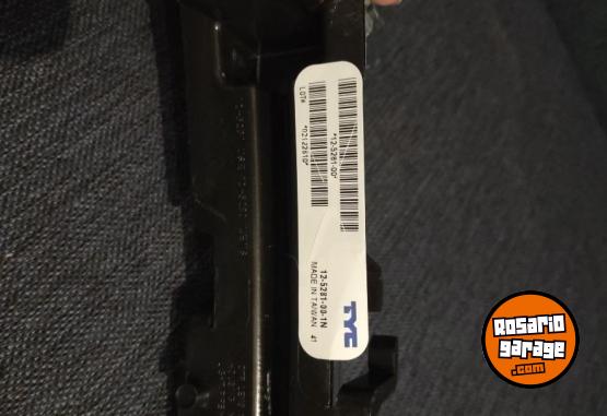 Accesorios para Autos - Faro auxiliar Ford Fiesta kinetic Titanium design 2012 - En Venta