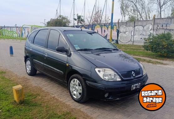 Autos - Renault Scenic 2004 Nafta 213500Km - En Venta