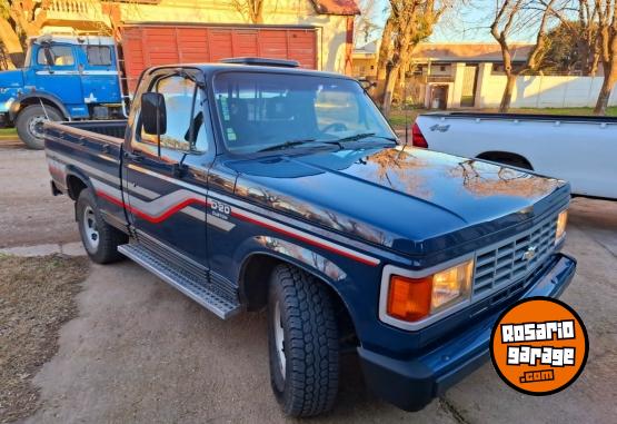 Camionetas - Chevrolet D-20 Custom 1993 Diesel 150000Km - En Venta