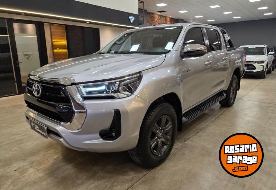 Camionetas - Toyota HILUX SRV 2.8L 4X4 AT 2021 Diesel 110000Km - En Venta