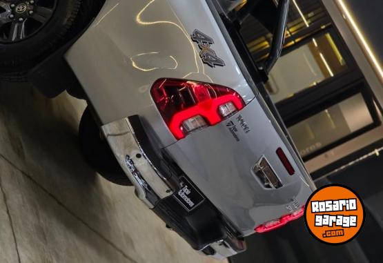 Camionetas - Toyota HILUX SRV 2.8L 4X4 AT 2021 Diesel 110000Km - En Venta