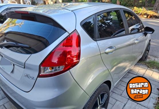Autos - Ford FIESTA 2015 Nafta 99800Km - En Venta