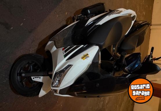 Motos - Aprilia SXR 160 2025 Nafta 950Km - En Venta