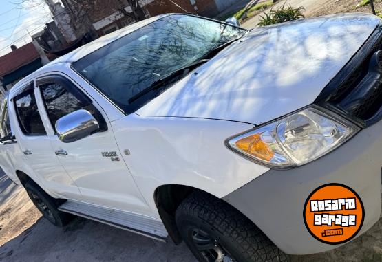Camionetas - Toyota hilux 2.5 2012 Diesel 298000Km - En Venta