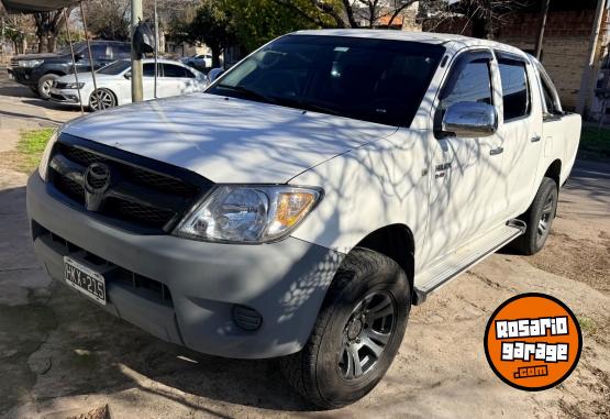 Camionetas - Toyota hilux 2.5 2012 Diesel 298000Km - En Venta