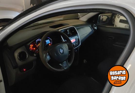 Autos - Renault Logan 2019 GNC 180000Km - En Venta