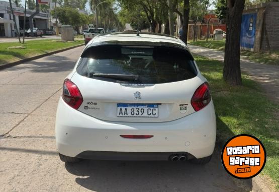 Autos - Peugeot 208 Gt 2017 Nafta 88000Km - En Venta