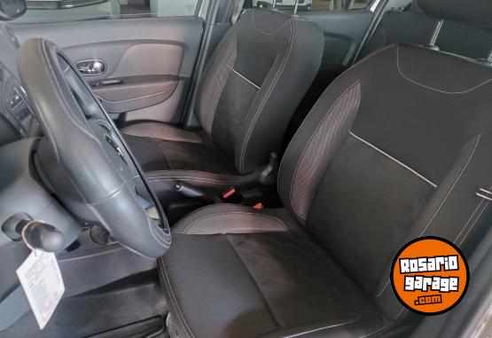 Autos - Renault LOGAN ZEN 2024 Nafta 87000Km - En Venta