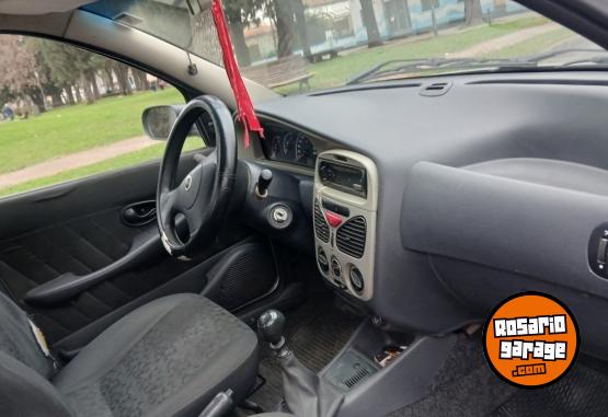 Autos - Fiat Siena 2008 GNC 280000Km - En Venta