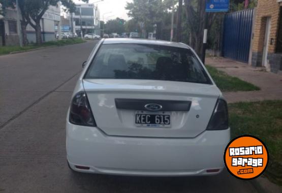 Autos - Ford Fiesta 2011 Nafta 119000Km - En Venta