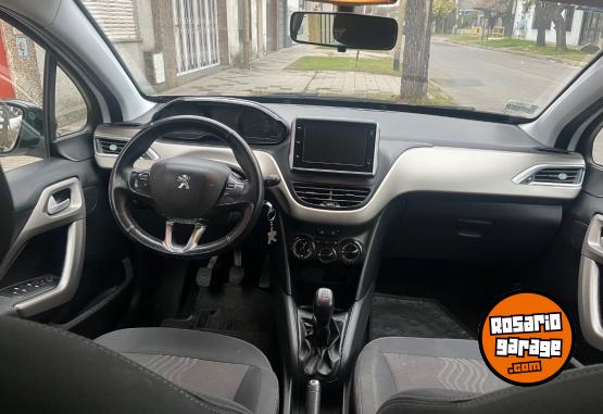 Autos - Peugeot 2008 ALLURE PLUSS 2018 Nafta 92000Km - En Venta