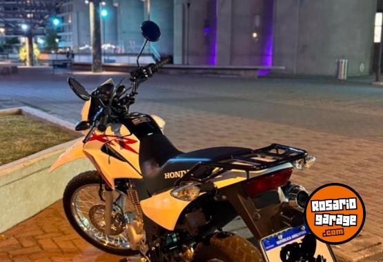 Motos - Honda XR 150 2024 Nafta 9200Km - En Venta