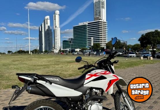 Motos - Honda XR 150 2024 Nafta 9200Km - En Venta