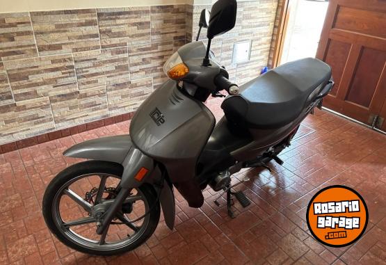 Motos - Guerrero Trip 110 2018 Nafta 9042Km - En Venta