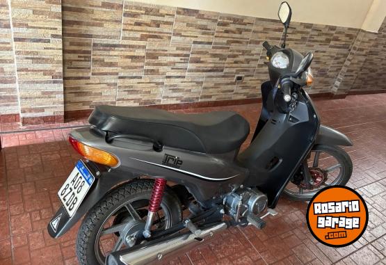 Motos - Guerrero Trip 110 2018 Nafta 9042Km - En Venta