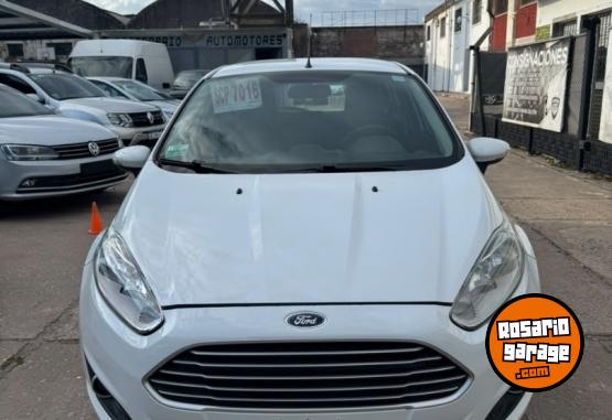 Autos - Ford Fiesta Kinetic SE 2016 Nafta 135000Km - En Venta