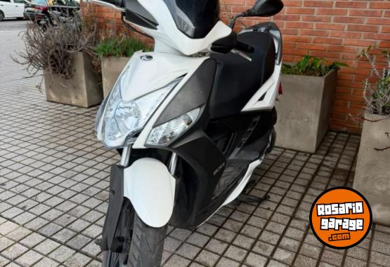 Motos - Kymco AGILITY 200i 2025 Nafta 6900Km - En Venta