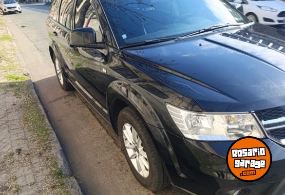 Camionetas - Dodge JOURNEY 2017 Nafta 130000Km - En Venta