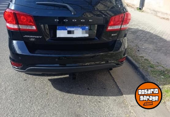 Camionetas - Dodge JOURNEY 2017 Nafta 130000Km - En Venta